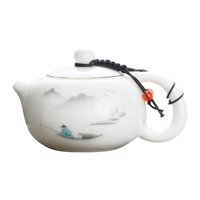 Small fresh mutton fat jade is transparent and easy to clean