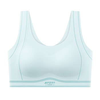 Teenage girl bra 15-year-old girl development period