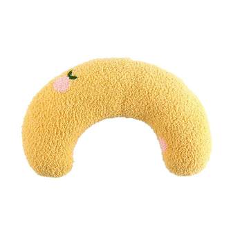 Small pillow for cat sleeping to protect cervical vertebra