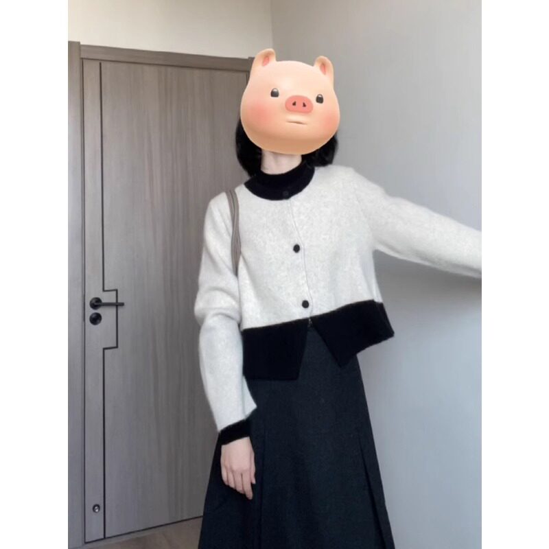 เสื้อกันหนาวขนแร็กคูน สไตล์ฝรั่งเศส สำหรับผู้หญิง ฤดูใบไม้ร่วงและฤดูหนาว แบบบล็อกสี ทรงหลวม สไตล์ขี้เกียจ คาร์ดิแกนถักสั้น