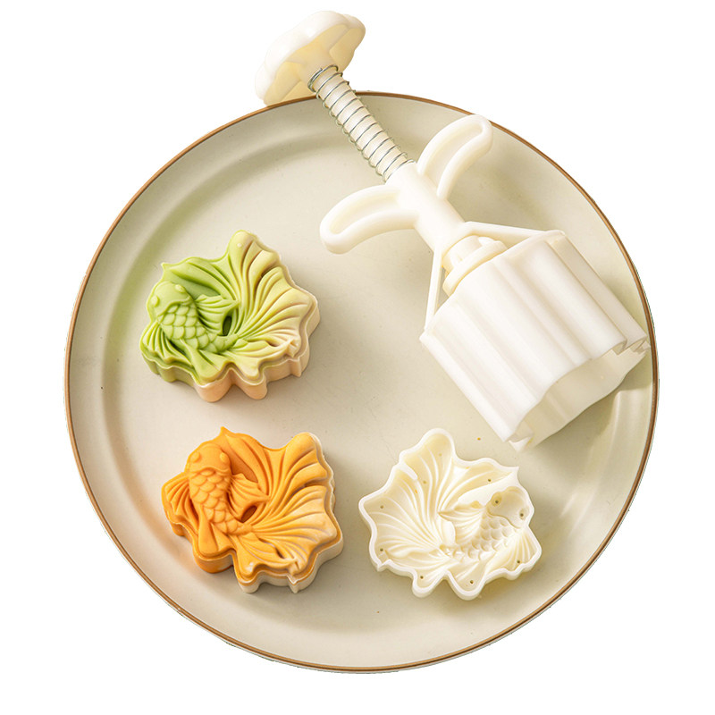 Koi mooncake mold new 2026 ice skin grinding tool hand-pressed household baking pastry national style Cantonese style 75g 50