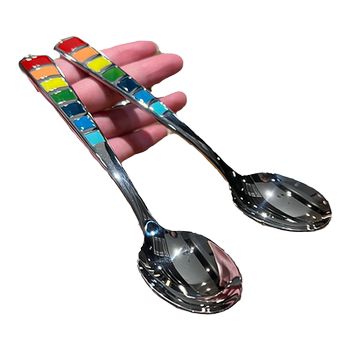 Children's spoons eat and drink soup