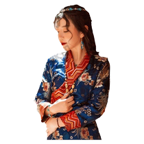 (Lhasa Travel Photography) Tibetan costumes for taking photos of Potala Palace and Jokhang Temple couples’ personal photos if you are not satisfied you can retake them