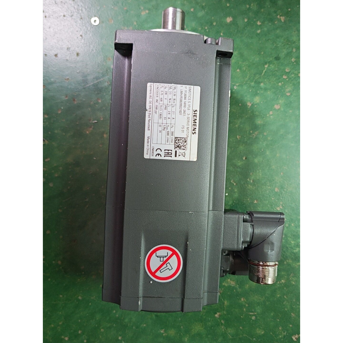 (По договоренности) Серводвигатель Siemens 1FL6044-1AF61-2AG1 Siemens SI MOTICS S-