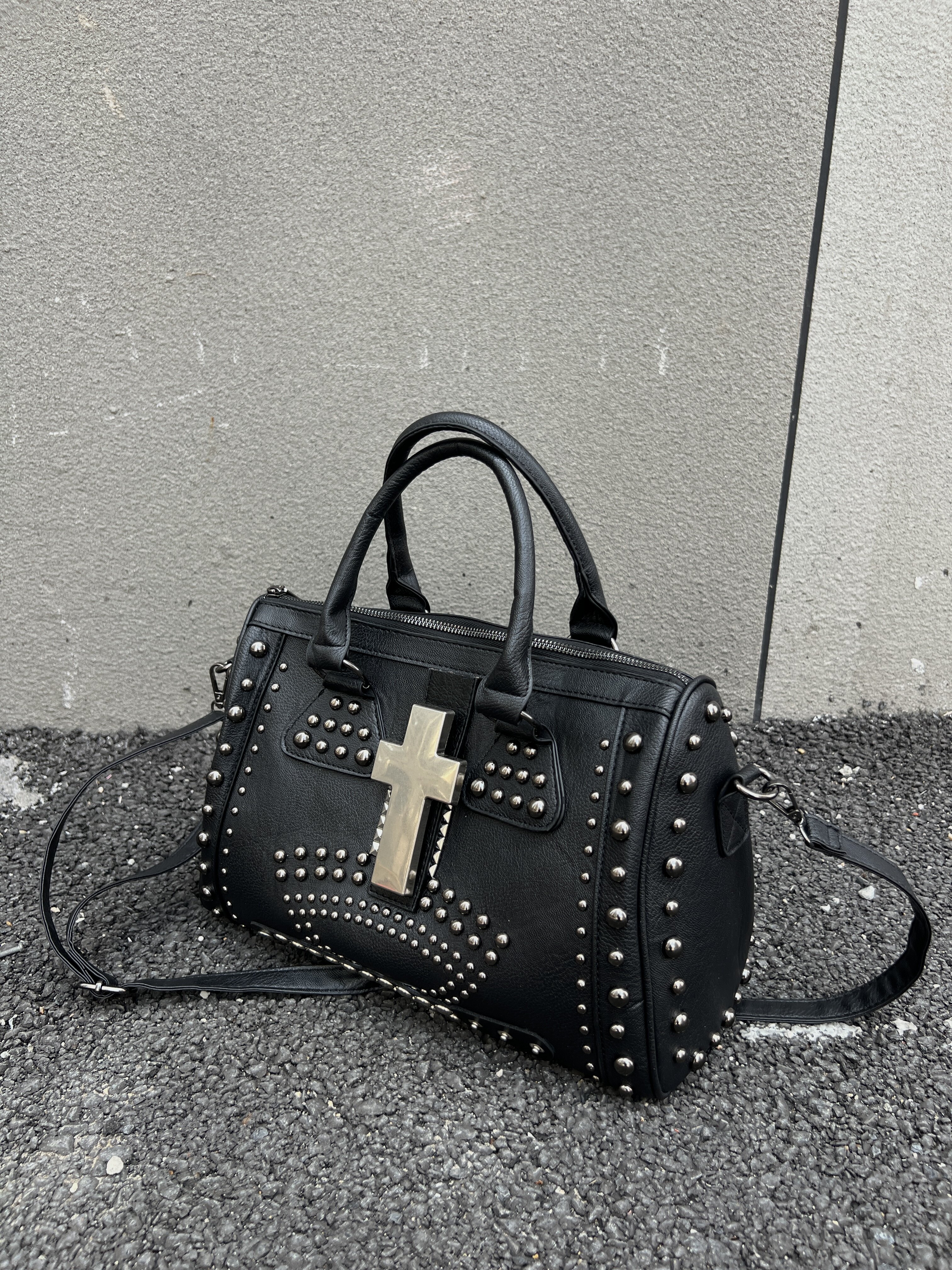 Original Y2K Dark Cross Studded American Punk Retro Handbag, Yabi Sweet and Cool Crossbody Pillow Bag