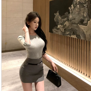 轻熟风职业OL通勤风半袖上衣包臀裙套装女显身材性感针织衫两件套