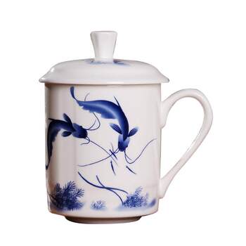 Yacai jingdezhen ຈອກຊາເຊລາມິກທີ່ມີ lid ຄົວເຮືອນກະດູກຈີນຈອກດື່ມຊາຈອກສີຟ້າແລະສີຂາວ porcelain office cup 500ml
