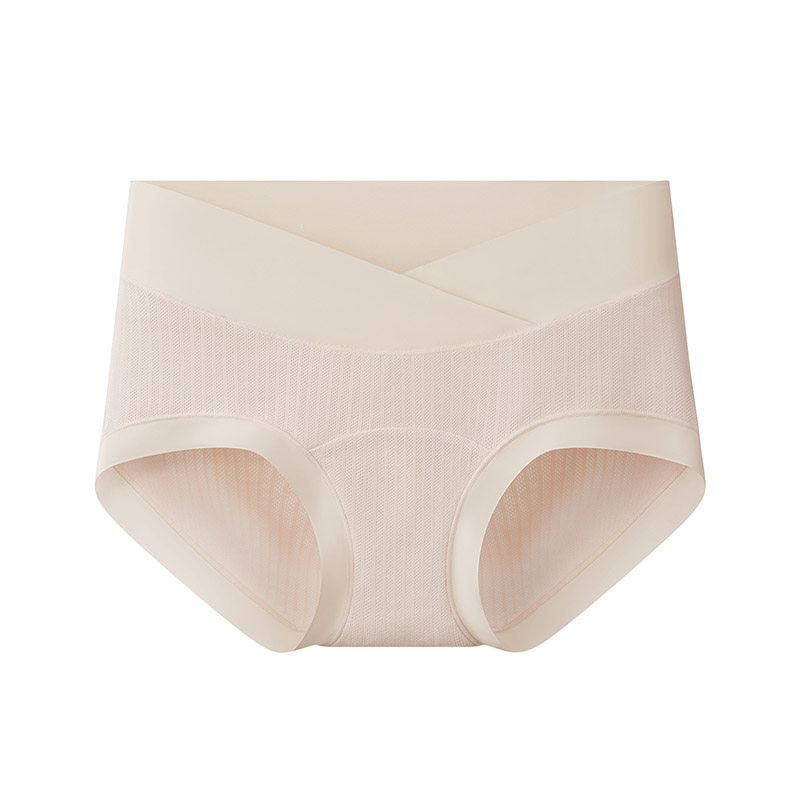 There is a tree maternity underwear pure cotton antibacterial crotch