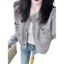 Xiaoxiangfeng Gray Knitted Cardigan Autumn Womens 2024 New Short Sweater Jacket Encore Dressing Top