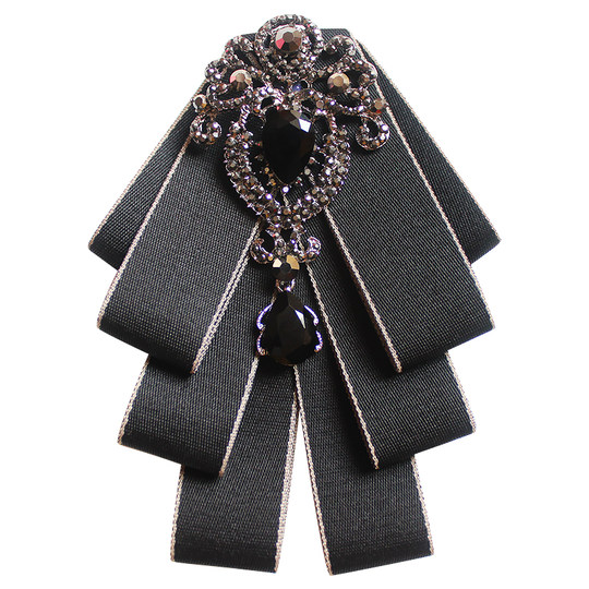 Деловой костюм джентльмена с галстуком-бабочкой, мода в европейском и американском стиле.