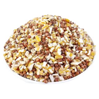 Chicken food mixed with sorghum, wheat and chopped corn