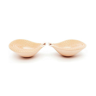 Special push-up breast pads for small and flat chests to make your breasts look bigger