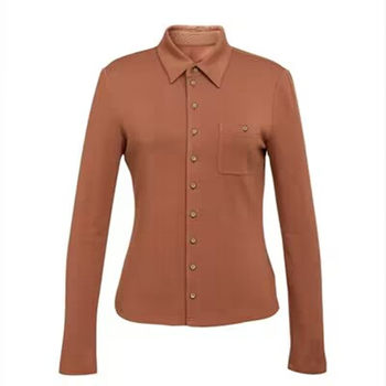 Slim fit and versatile modal bottoming shirt