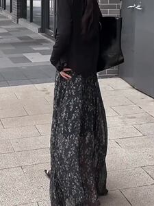 设计感黑色碎花半身裙女夏季高腰显瘦时尚宽松百搭减龄长款A字裙