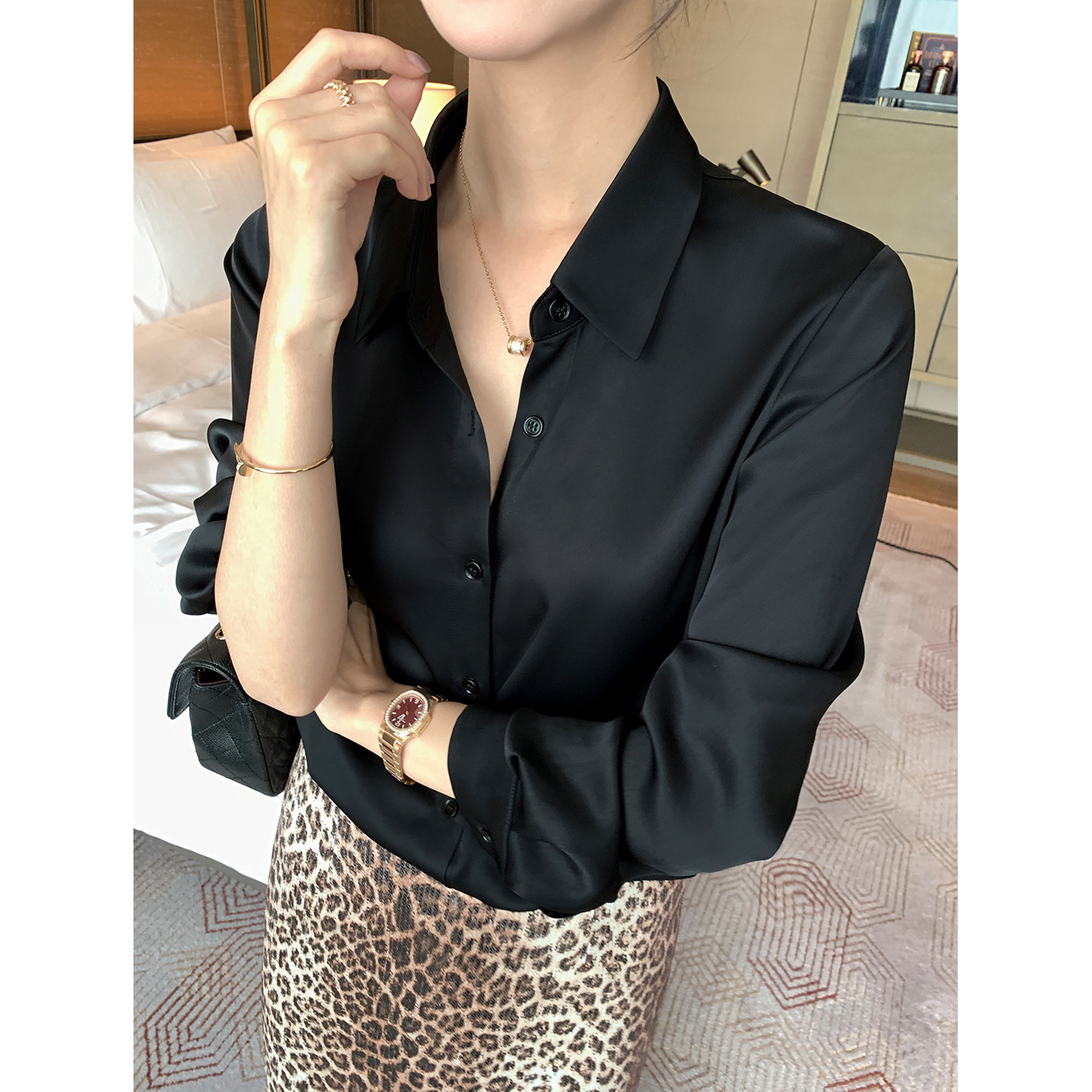 Maven Lin | Sophisticated Acetate Collar Shirt for Women, Elegant and Relaxed Casual Style