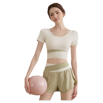 lulu yoga wear womens suit 2024 new Pilates training morning running with chest pad running fitness sports top