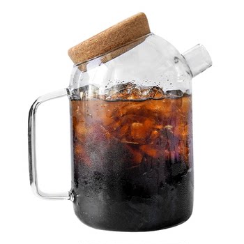 Classic sour and sweet aftertaste ancient sour plum soup drink