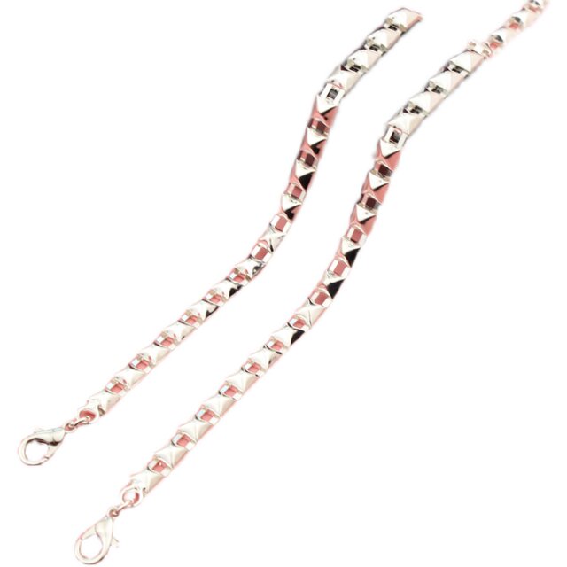 ສາຍບ່າໂລຫະ rhinestone ຄົນອັບເດດ: ຕ້ານການເລື່ອນ
