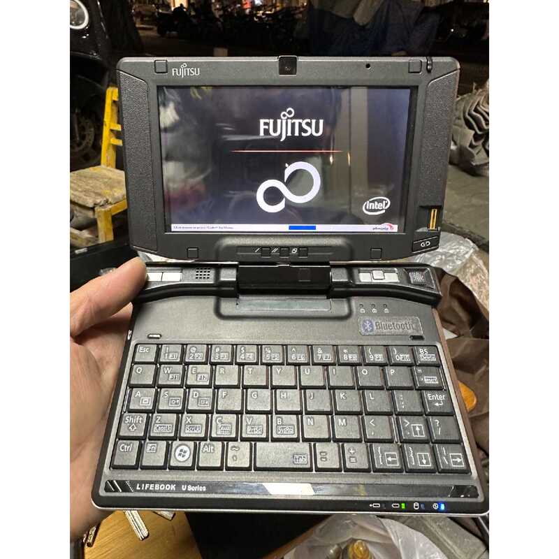 Fujitsu U1010 Mini Laptop with Rotating Screen and Touchscreen, Condition: Excellent, Negotiable Price Fujitsu U1010 Mini Laptop with Rotating Screen and Touchscreen, Condition: Excellent, Negotiable Price