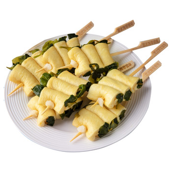 Tofu skin, kelp seedlings, oden skewers, commercial fish balls