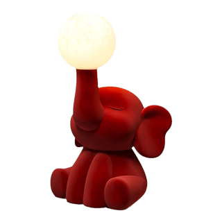 Little elephant lights up