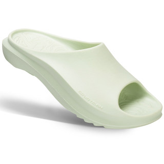 COURTMAN men's and women's slippers are non-slip and increase height