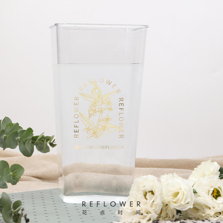 透明美学遇上深水养护：亚克力醒花桶的艺术解码