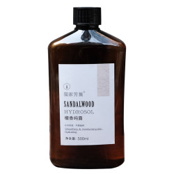 Laoshan Sandalwood Hydrosol ໃນ Mysore, ປະເທດອິນເດຍ, hydrates ແລະ moisturize, smoothes ແລະ softens ຜິວຫນັງ, ແລະມີຜົນກະທົບຢ່າງຫຼວງຫຼາຍຕໍ່ໃບຫນ້າ.