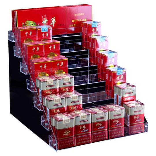 Estante pequeño para exhibición de cigarrillos.