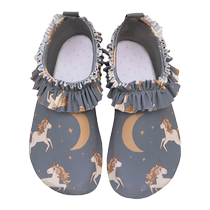 Childrens beach shoes wading shoes girls water park non-slip shoes swimming and rafting special quick-drying and river-trapping socks