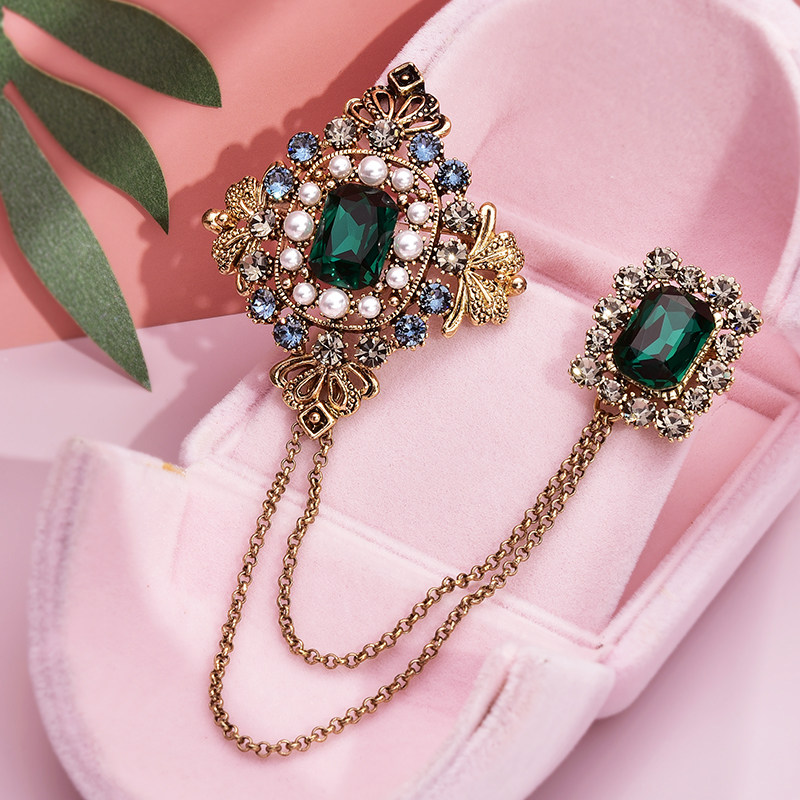 Vintage Brooch, High-End Women's Luxury, Elegant and Sophisticated, Chain, High-End Exquisite Fashion, Gemstone Coat Brooch Pin