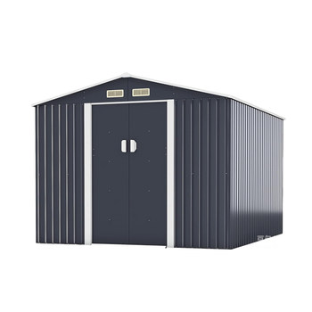 Extra large space and varied sizes in courtyard tool room