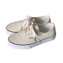 2024 Spring New Cream Ice Cream Retro Low-top Canvas Shoes for Women Hong Kong Style Street Photography Versatile Shoes Ins Trend