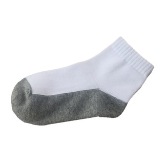 Anti-odor and anti-bacterial student socks for all seasons