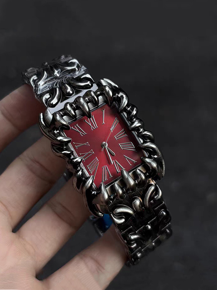 Retro square watch, cool Y2K style, unique claw design, European and American style, niche high-end men's wristwatch, niche gift.
