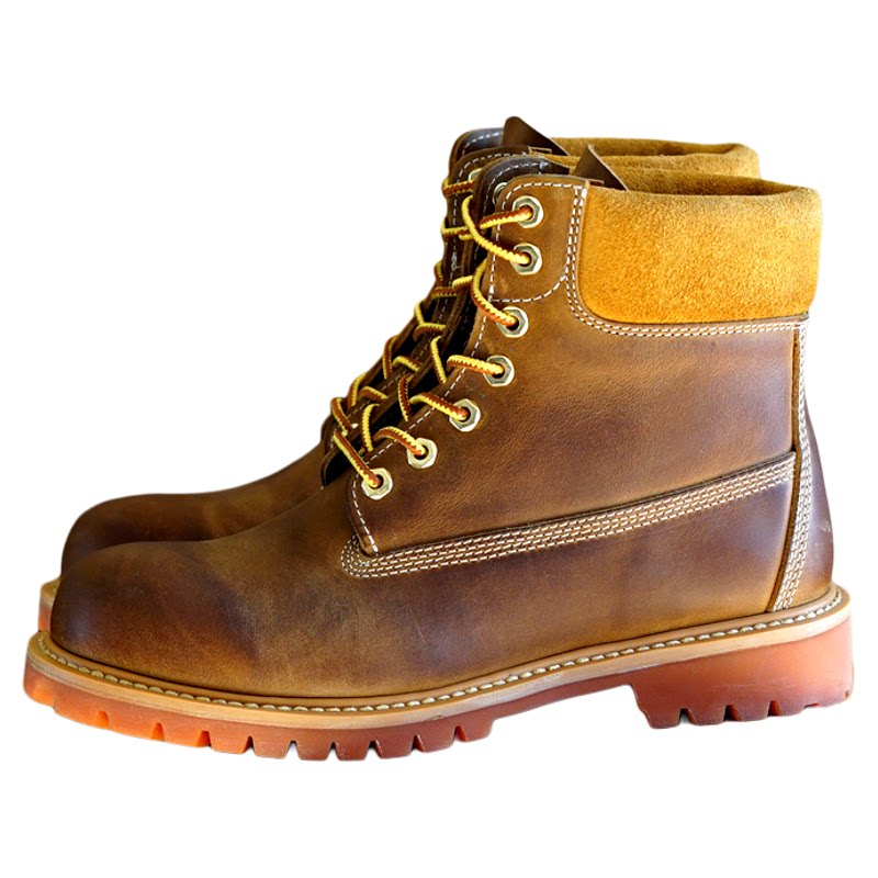 Elegant golden Chelsea boots