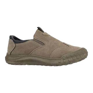 Wear-resistant and non-slip labor protection shoes for working on construction sites