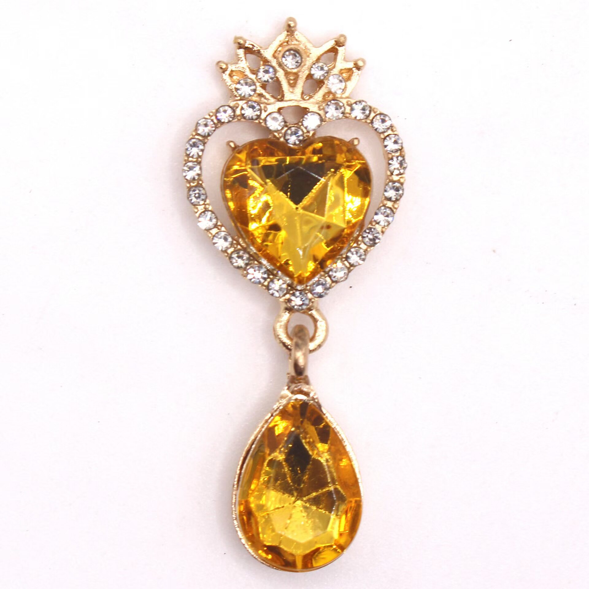 Crown-shaped heart-shaped gold-based diamond pendant, flower plate with diamond inlay, barbell holder, alloy bow, DIY makeup materials and accessories