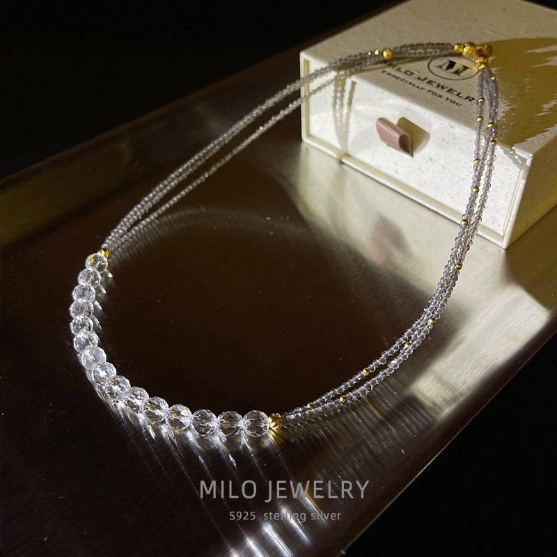 Original natural white crystal handmade beaded necklace, clavicle chain, women's niche design, high-end, simple, multi-layered.