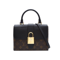 (self-employed) Middle 95 new LV Louis Vuitton single shoulder bag LockkyBB lock head black PVC gold buckle chip