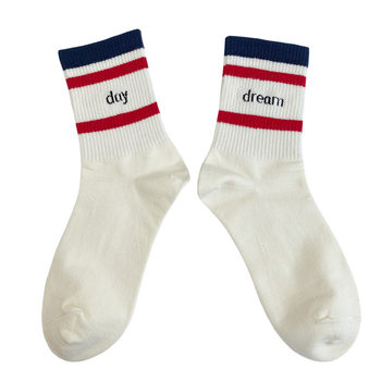 DAY DREAM letters hip-hop all-match women's socks sports socks new cotton socks mid-calf socks Daydream