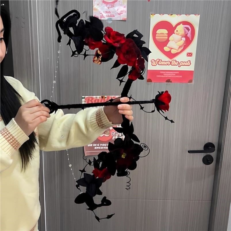 Thorn Rose Bow and Arrow Piper Stick DIY Craft Kit - Handheld Halloween Dark-themed Photo Props