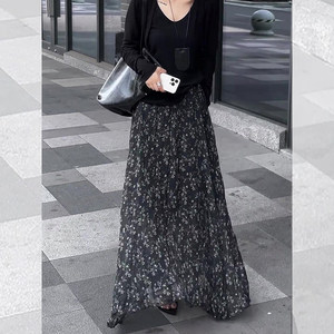 黑色碎花半身裙女2026夏季新款高腰显瘦宽松时尚气质百搭开叉长裙