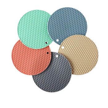 Silicone heat-insulated and anti-scalding dining table mat Silicone heat-insulated and anti-scalding dining table mat