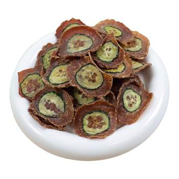 Handmade duck meat and cucumber slices, crispy snacks for dogs