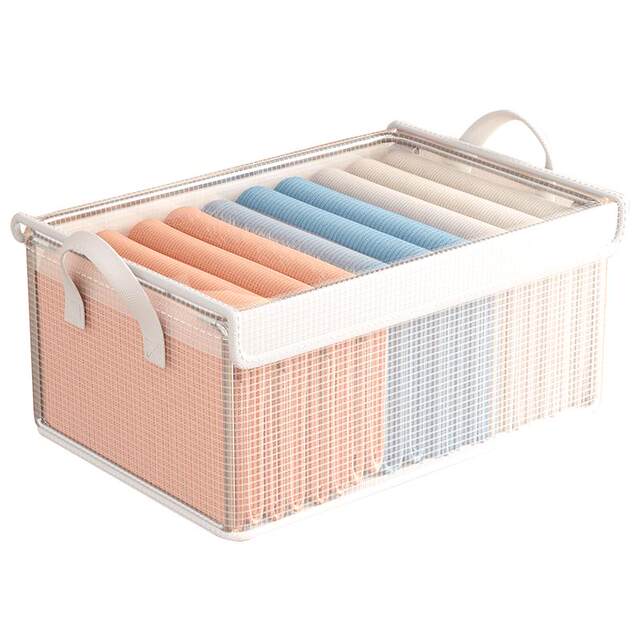 Clothes with lid storage basket