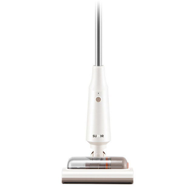 Lightweight towing machine