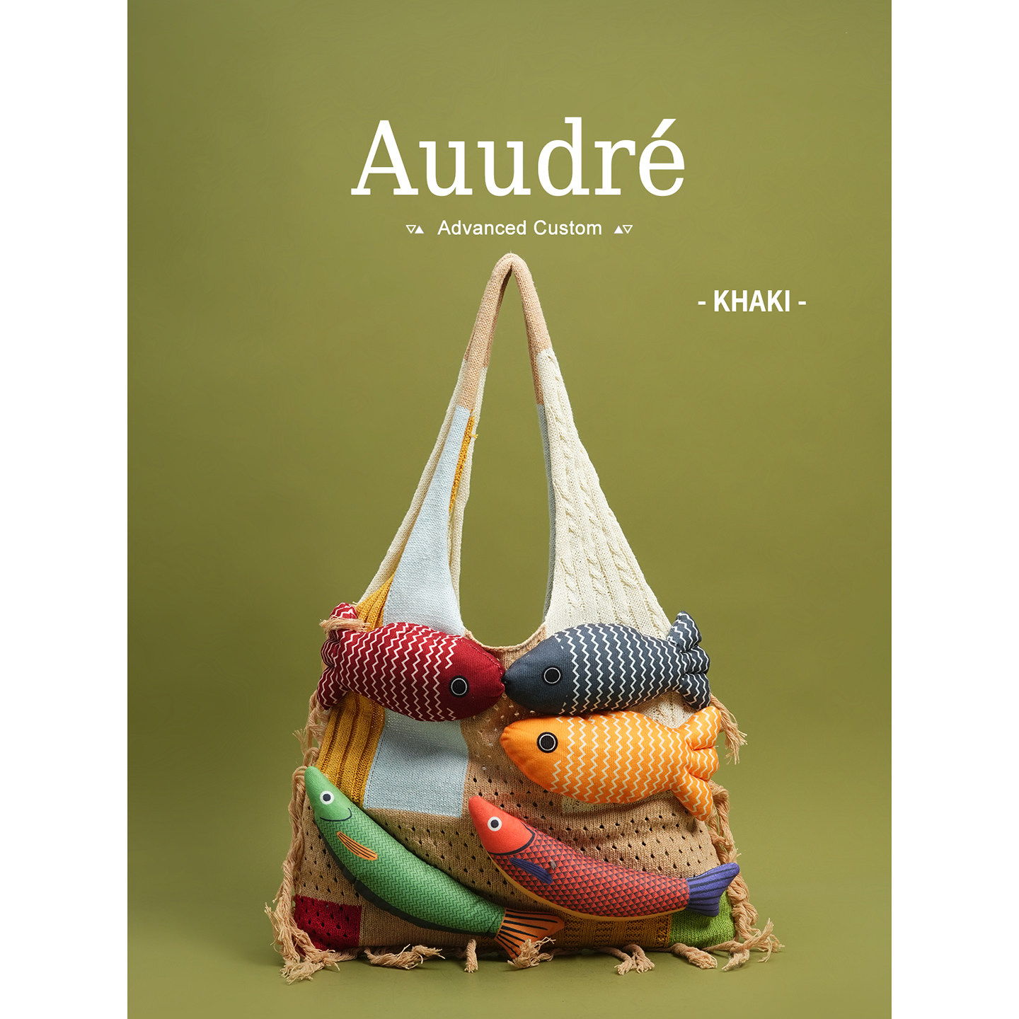 Auudre's uniquely designed, large-capacity women's knitted wool shoulder tote bag, a new style for 2026.