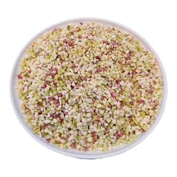 Dog nutrition companion freeze-dried fruits and vegetables to supplement dietary fiber