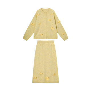 Wu tongtong bow round neck long sleeve sweater suit